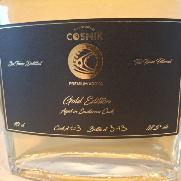 Cosmic Vodka - Gold Edition - barrel aged in Sauternes cask - 70 cl - 37.5 % alc. - Afbeelding 4